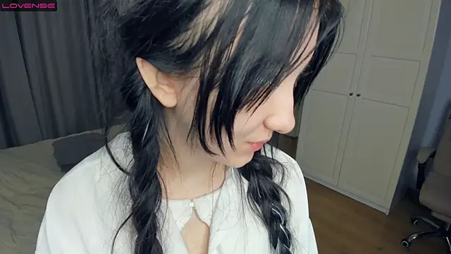 RoxanneComisky online show from 02.07.26