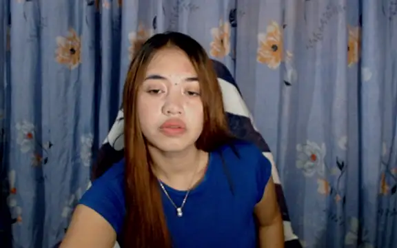pinay mayahiga online show from 04.17.26