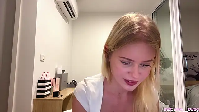 Snapshot of Slay_Swag chatting on 02.23.26 Slay Swag online show from 02.23.26