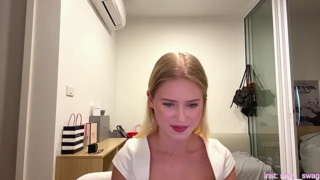 Snapshot of Slay_Swag chatting on 02.24.26 Slay Swag online show from 02.24.26