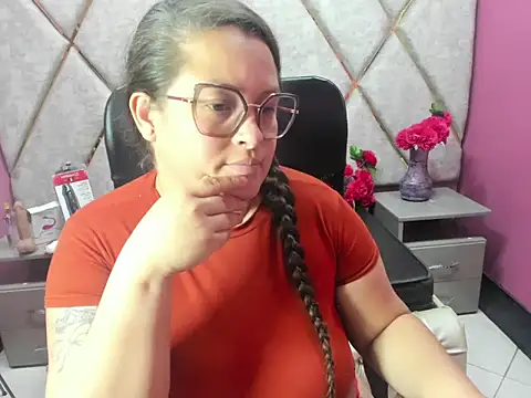 Sarah Boobs  online show from 04.09.26