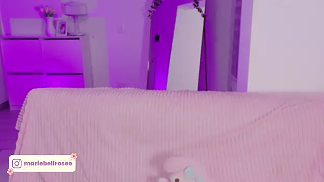 Blush Marie online show from 06.03.26