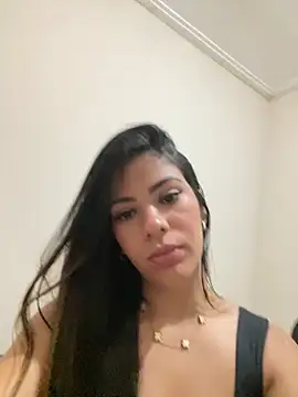 paola oliveira online show from 03.10.26