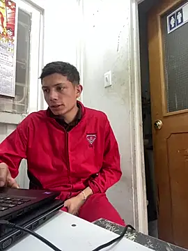 santiObrero online show from 02.10.26