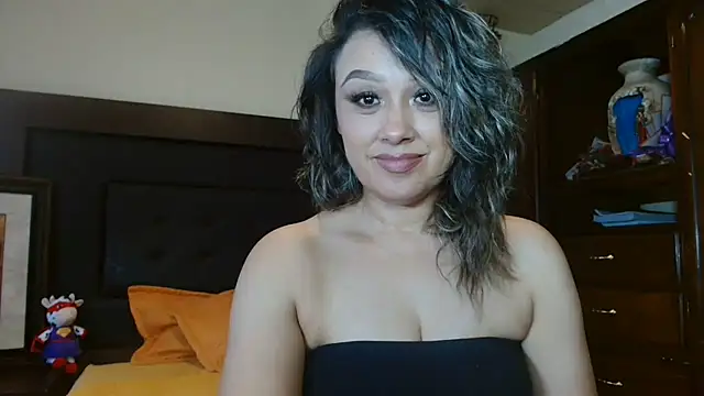 Snapshot of aitanalove_ chatting on 07.23.26 aitanalove online show from 07.23.26