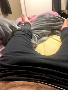 Snapshot of yrrkshw chatting on 01.15.26 yrrkshw online show from 01.15.26