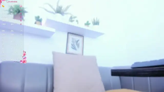 Amira Alzahra online show from 05.19.26