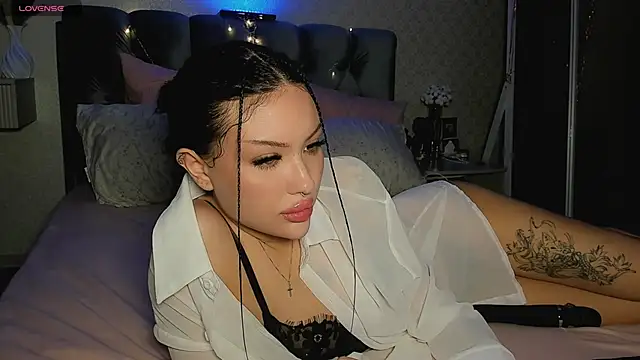 Snapshot of _JessLei_ chatting on 05.14.26 JessLei online show from 05.14.26
