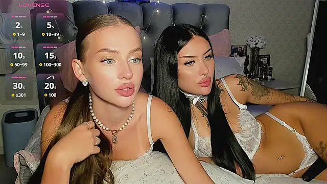 Snapshot of _JessLei_ chatting on 06.23.26 JessLei online show from 06.23.26