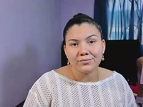 Helena-Paola online show from 04.03.26