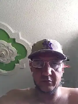 Juanstevan2724 online show from 02.20.26