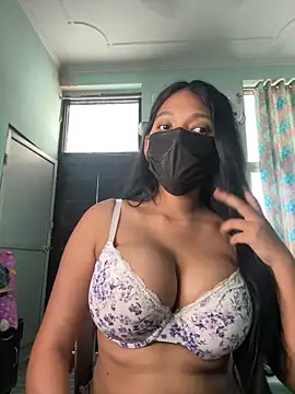 RadhikaHotty online show from 03.29.26