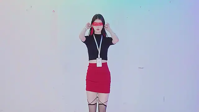 Snapshot of ZZ000S33 chatting on 03.23.26 ZZ000S33 online show from 03.23.26