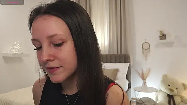 Snapshot of Miss_sindy11 chatting on 02.12.26 Miss sindy11 online show from 02.12.26