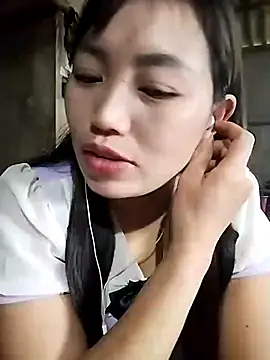 Snapshot of lia-coy chatting on 02.25.26 lia-coy online show from 02.25.26