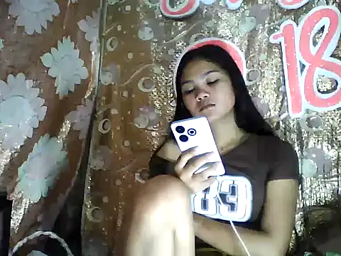 PinaySkinnyJust18 online show from 02.14.26