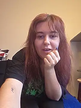 Snapshot of Ashlovescannabis chatting on 06.19.26 Ashlovescannabis online show from 06.19.26