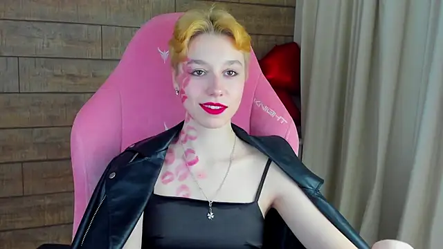 Snapshot of AgataGate chatting on 02.22.26 AgataGate online show from 02.22.26