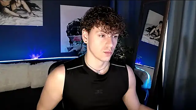 Snapshot of TylerGibson chatting on 07.09.26 TylerGibson online show from 07.09.26