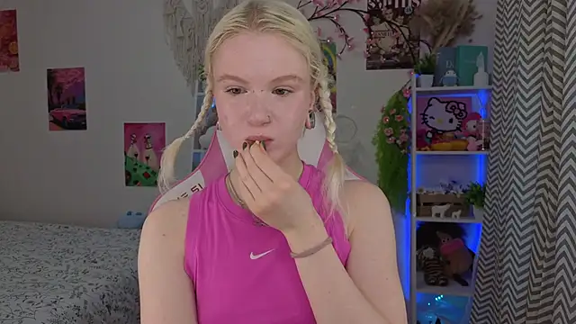 Mia WaterFall online show from 05.11.26
