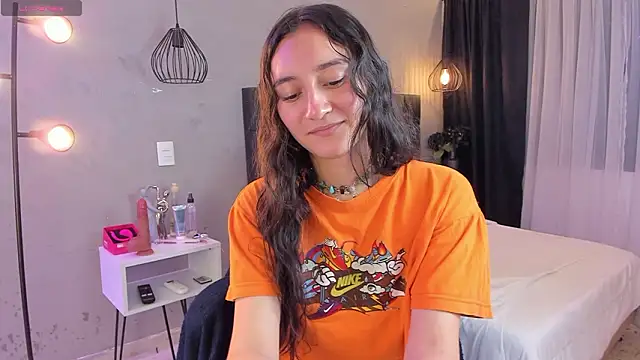 Snapshot of isabella_nowa chatting on 02.22.26 isabella nowa online show from 02.22.26