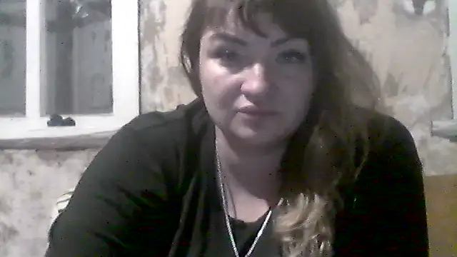Snapshot of AllinaKis chatting on 06.23.26 AllinaKis online show from 06.23.26