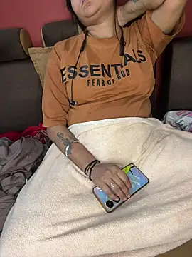 BunnyCharm01 online show from 01.18.26