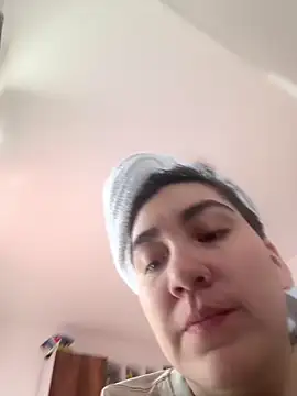 KathiaJenner online show from 03.10.26