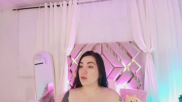 KathiaJenner online show from 03.15.26