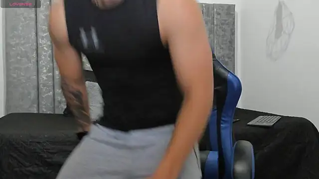 Calvin Hunter online show from 04.11.26