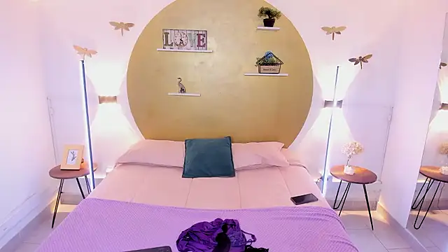 naomi campell online show from 03.14.26