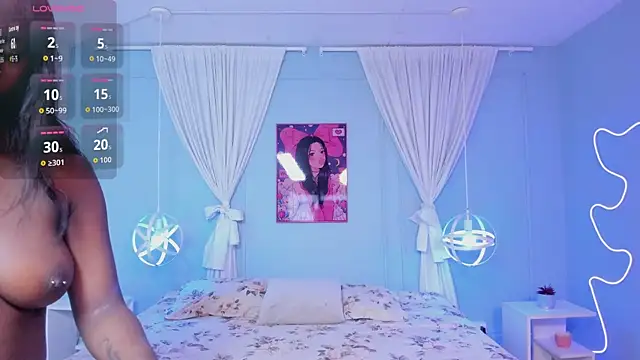 naomi campell online show from 04.15.26