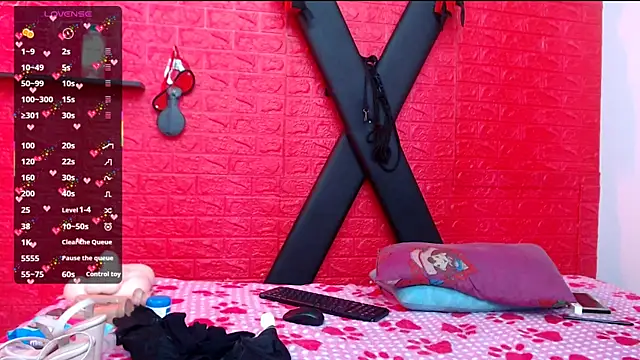 Snapshot of juliette18rose chatting on 03.02.26 juliette18rose online show from 03.02.26