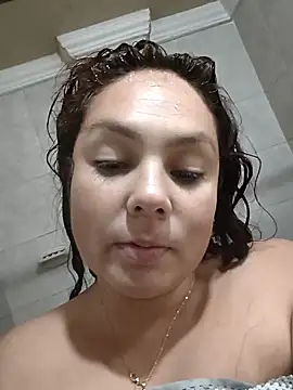 Snapshot of HannaRose- chatting on 02.07.26 HannaRose- online show from 02.07.26