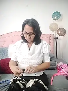 RosseLaure online show from 02.13.26