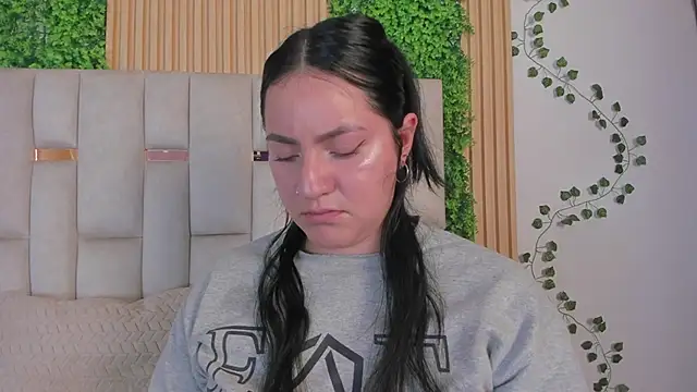 JeniferPowell nm online show from 04.06.26