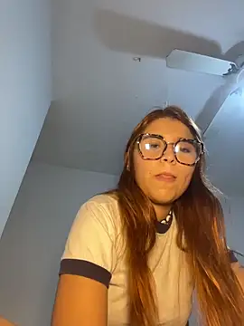 Snapshot of baddieasiantv chatting on 02.01.26 baddieasiantv online show from 02.01.26