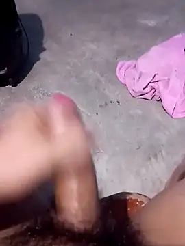 Snapshot of Damilalo chatting on 02.14.26 Damilalo online show from 02.14.26