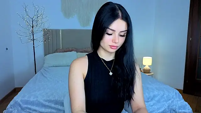 Snapshot of Silena_sky chatting on 06.28.26 Silena sky online show from 06.28.26