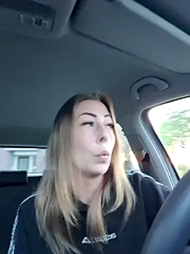 dewimp1 online show from 04.16.26