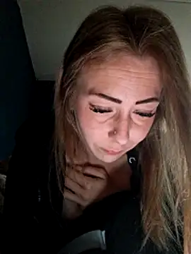 dewimp1 online show from 04.18.26