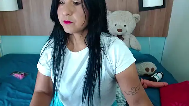 Miia Rosee  online show from 02.17.26