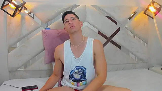 Snapshot of Angel_Sanzz chatting on 02.18.26 Angel Sanzz online show from 02.18.26