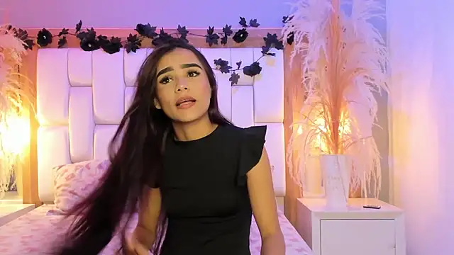 Snapshot of StefanyCondia chatting on 02.05.26 StefanyCondia online show from 02.05.26