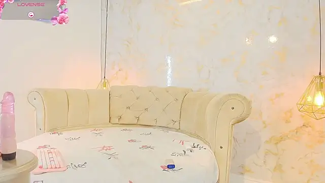 Snapshot of tifanibrown chatting on 02.07.26 tifanibrown online show from 02.07.26