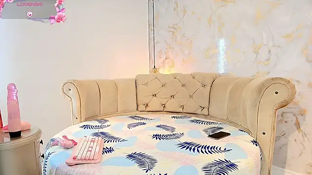 Snapshot of tifanibrown chatting on 02.09.26 tifanibrown online show from 02.09.26