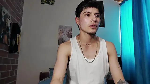Snapshot of PaulDamico chatting on 07.13.26 PaulDamico online show from 07.13.26