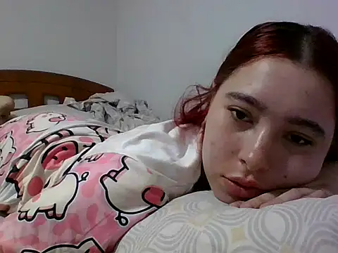 Snapshot of Anni_000 chatting on 02.15.26 Anni 000 online show from 02.15.26