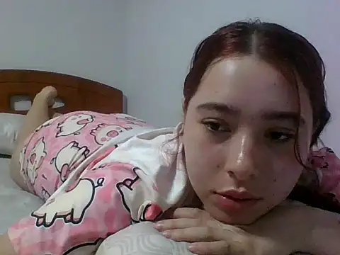 Snapshot of Anni_000 chatting on 02.21.26 Anni 000 online show from 02.21.26