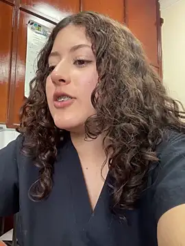 lizzy luminair online show from 02.17.26